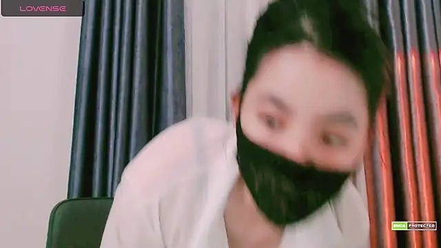 Snapshot of Na_baby chatting on October 28, 4:42 pm Na baby online show from October 28, 4:42 pm