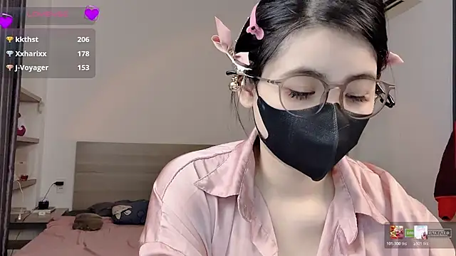 Snapshot of Na_baby chatting on January 6, 7:28 pm Na baby online show from January 6, 7:28 pm