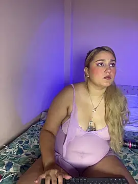saray gomez22 online show from May 22, 3:24 am
