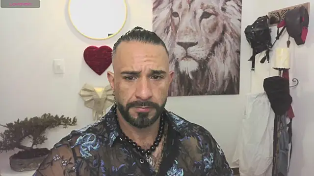 Snapshot of mr_maik chatting on March 1, 12:23 pm mr maik online show from March 1, 12:23 pm