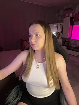 Lexi noah online show from May 17, 8:38 pm