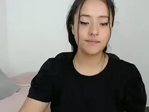 Snapshot of jjulietha95 chatting on December 12, 10:34 am jjulietha95 online show from December 12, 10:34 am