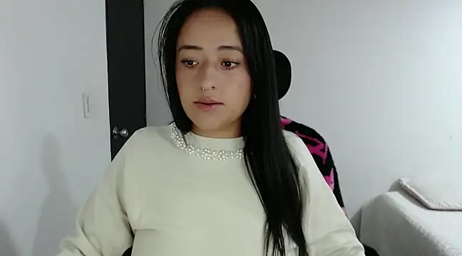 Snapshot of jjulietha95 chatting on January 25, 9:57 am jjulietha95 online show from January 25, 9:57 am
