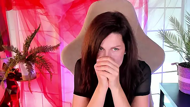 April o Nill online show from November 14, 3:55 pm