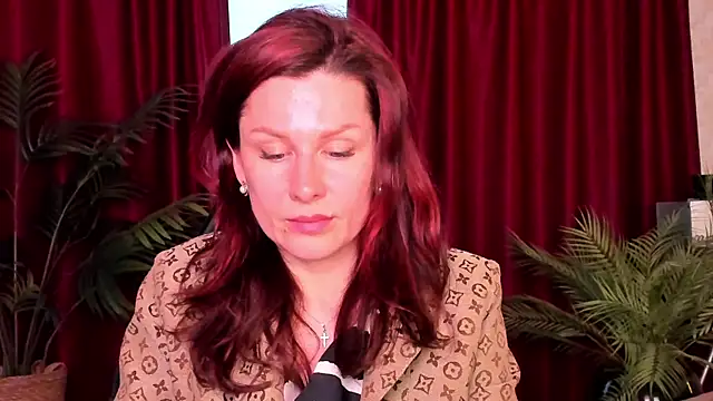 April o Nill online show from May 6, 4:12 pm