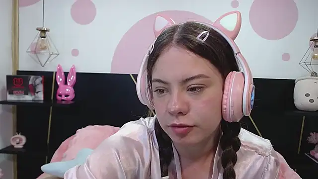 DanniAbbey online show from March 18, 6:04 pm