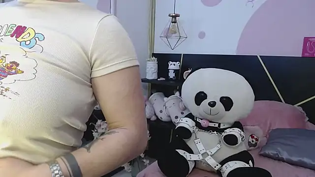 DanniAbbey online show from October 25, 11:51 am