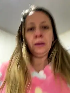 Snapshot of miss_hanna07 chatting on September 25, 3:10 am miss hanna07 online show from September 25, 3:10 am