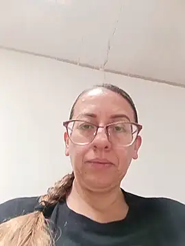 miss hanna07 online show from May 12, 4:04 pm