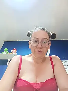 miss hanna07 online show from May 19, 10:27 pm