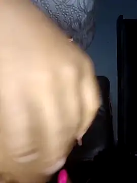 SexySlenderLexy online show from March 19, 5:55 am