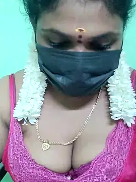 Snapshot of malliga98 chatting on January 7, 9:14 pm malliga98 online show from January 7, 9:14 pm