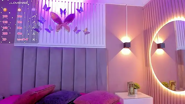 Snapshot of diosa_cristal chatting on February 5, 3:34 am diosa cristal online show from February 5, 3:34 am