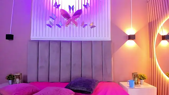 Snapshot of diosa_cristal chatting on February 15, 3:52 am diosa cristal online show from February 15, 3:52 am