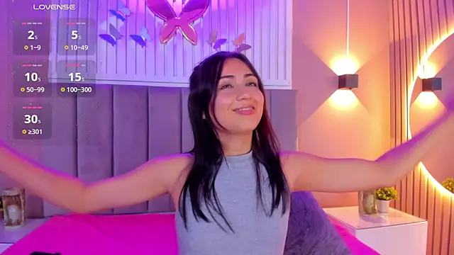 Snapshot of diosa_cristal chatting on February 15, 10:00 am diosa cristal online show from February 15, 10:00 am