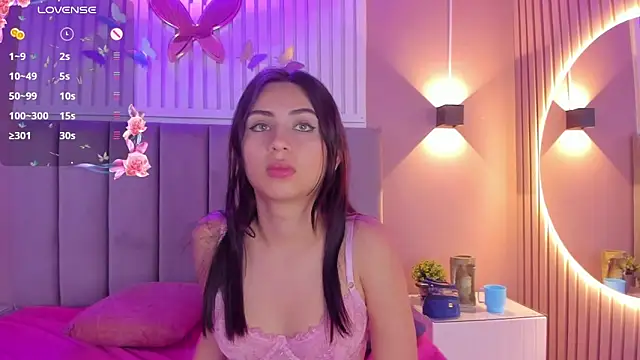 Snapshot of diosa_cristal chatting on March 6, 7:03 am diosa cristal online show from March 6, 7:03 am