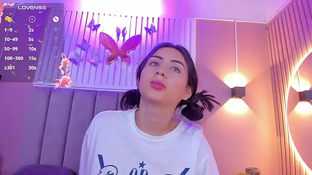 Snapshot of diosa_cristal chatting on March 15, 6:36 am diosa cristal online show from March 15, 6:36 am