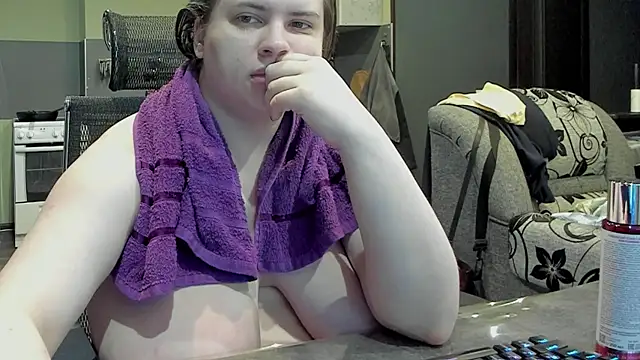 1lindsey1 online show from February 7, 2:08 am