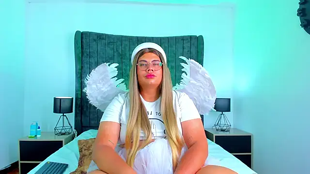 Tom Silver   online show from February 8, 9:36 pm