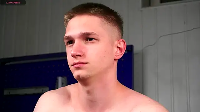 dustyn fox online show from November 23, 3:23 pm