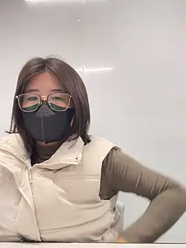 Snapshot of LanJeny_sexy chatting on December 11, 7:53 am LanJeny sexy online show from December 11, 7:53 am