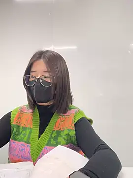 Snapshot of LanJeny_sexy chatting on December 18, 4:20 am LanJeny sexy online show from December 18, 4:20 am