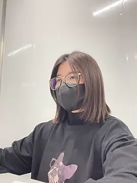 Snapshot of LanJeny_sexy chatting on December 28, 1:50 am LanJeny sexy online show from December 28, 1:50 am