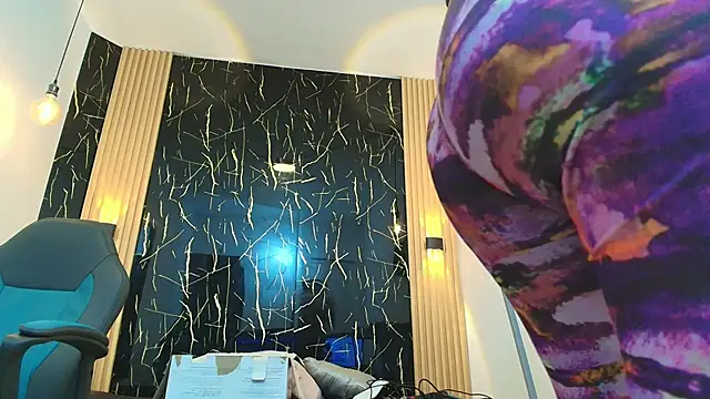 ciara connor online show from February 13, 3:57 am