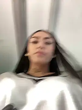 Effy Bonny online show from December 18, 5:42 pm