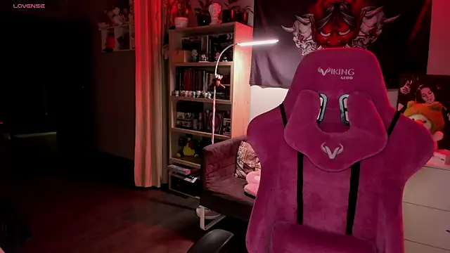 gitera  online show from October 2, 11:45 pm