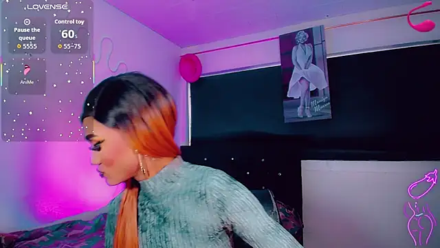 Kendall hornyy online show from March 23, 8:35 pm