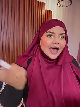 Snapshot of _Shara_Handal_ chatting on November 28, 6:27 am Shara Handal online show from November 28, 6:27 am