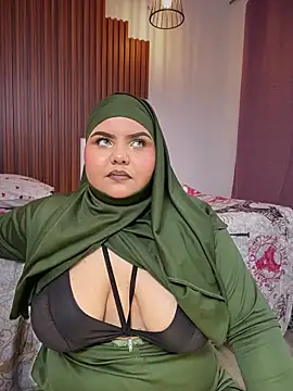 Snapshot of _Shara_Handal_ chatting on December 4, 5:06 am Shara Handal online show from December 4, 5:06 am