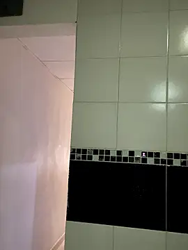 Snapshot of _Shara_Handal_ chatting on January 15, 8:52 am Shara Handal online show from January 15, 8:52 am