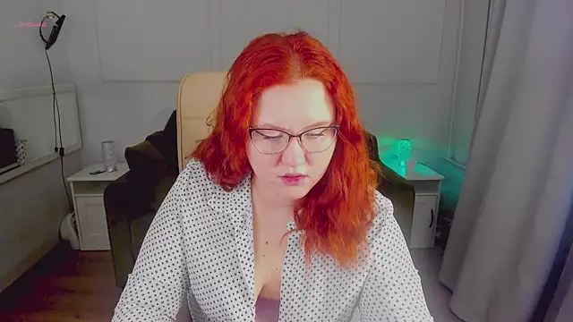 GeorginiaGrimes online show from December 12, 10:34 am