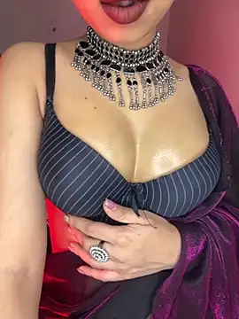 Hot-sexy222 online show from November 5, 3:45 pm