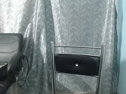 Snapshot of cute-priy chatting on January 11, 6:03 am cute-priy online show from January 11, 6:03 am