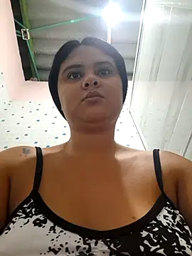 Snapshot of sexy-latin10 chatting on September 21, 11:23 am sexy-latin10 online show from September 21, 11:23 am