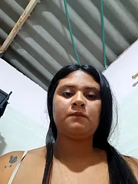 Snapshot of sexy-latin10 chatting on September 28, 12:38 am sexy-latin10 online show from September 28, 12:38 am