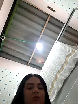 Snapshot of sexy-latin10 chatting on October 31, 2:34 am sexy-latin10 online show from October 31, 2:34 am