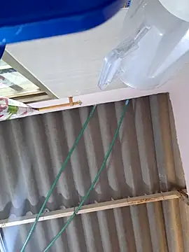 Snapshot of sexy-latin10 chatting on October 31, 2:51 pm sexy-latin10 online show from October 31, 2:51 pm