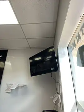 Snapshot of ThicBunz chatting on February 23, 6:34 pm ThicBunz online show from February 23, 6:34 pm