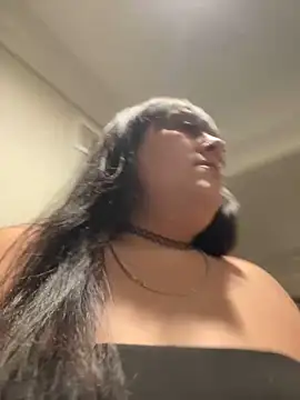 Snapshot of ThicBunz chatting on February 26, 11:26 pm ThicBunz online show from February 26, 11:26 pm