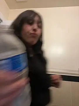 Snapshot of ThicBunz chatting on March 7, 12:04 am ThicBunz online show from March 7, 12:04 am