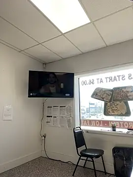 Snapshot of ThicBunz chatting on March 9, 2:43 pm ThicBunz online show from March 9, 2:43 pm