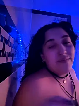 Snapshot of ThicBunz chatting on September 17, 4:19 pm ThicBunz online show from September 17, 4:19 pm