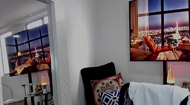 Snapshot of david__johnson372 chatting on January 25, 12:37 pm david johnson372 online show from January 25, 12:37 pm