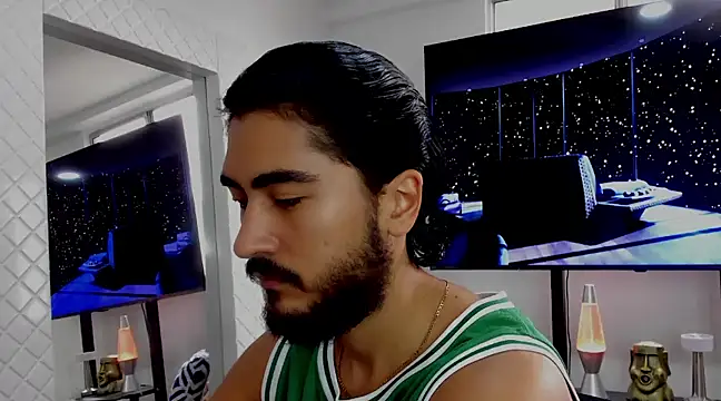 Snapshot of david__johnson372 chatting on February 4, 12:44 pm david johnson372 online show from February 4, 12:44 pm