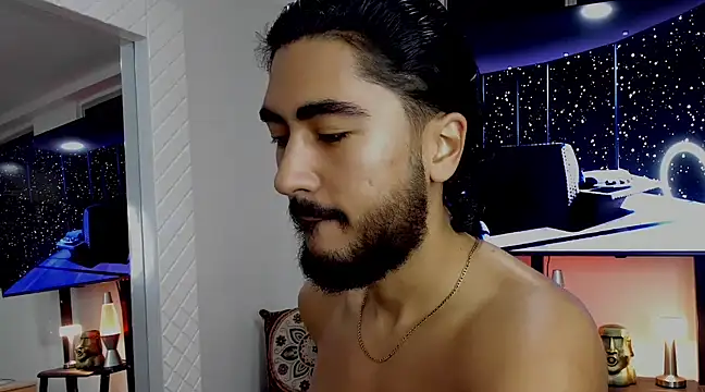 Snapshot of david__johnson372 chatting on February 16, 11:05 am david johnson372 online show from February 16, 11:05 am