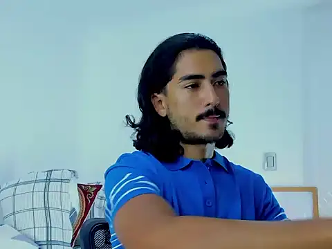 Snapshot of david__johnson372 chatting on October 12, 1:15 am david johnson372 online show from October 12, 1:15 am